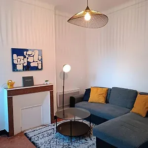 https://petits-docks-proche-centre.fr-provencehotel.com